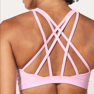 Lululemon Free to Be Serene Bra
